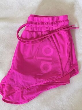 ALO Yoga Ambiences Women's Hot Pink Athletic Shorts